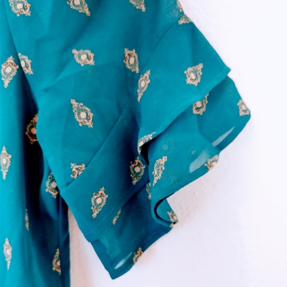 Ann Taylor Teal Damask Flutter Sleeve Work Blouse - Picture 2 of 7